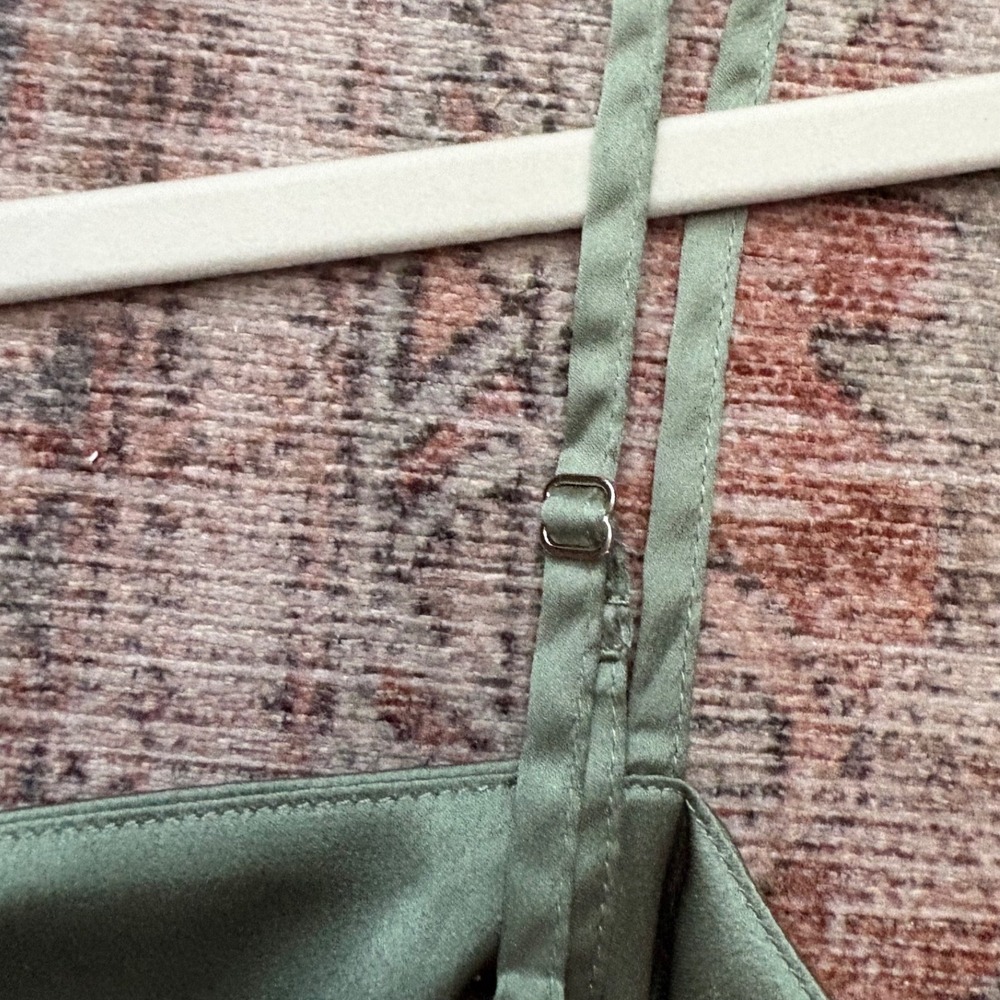 Abercrombie & Fitch Giselle Clasp Back Pleated Midi Dress Sage Green | Medium - Picture 10 of 10
